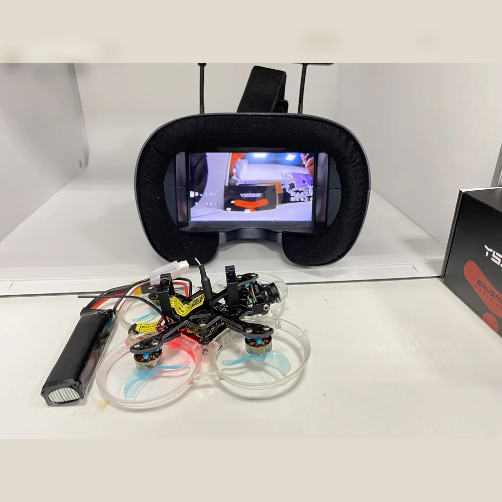 FPV Goggles 008D 5.8G 40CH 4.3 – обзор и цена Drone Racing Goggles